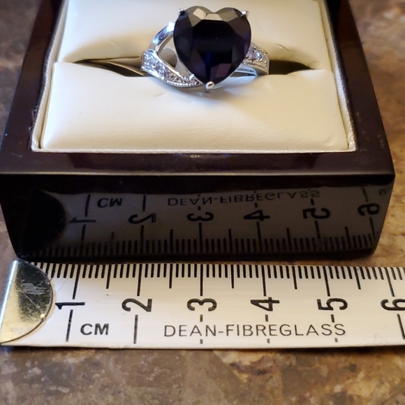 Sterling Silver Ring - Picture 3 of 3